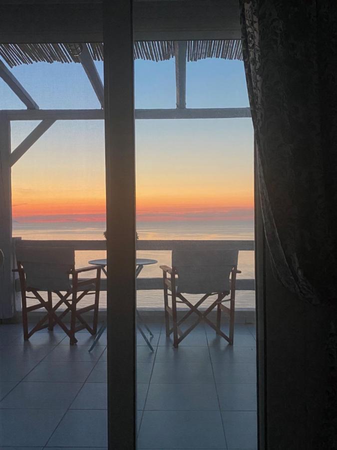 Agnanti Villa Akhladherí Exteriör bild
