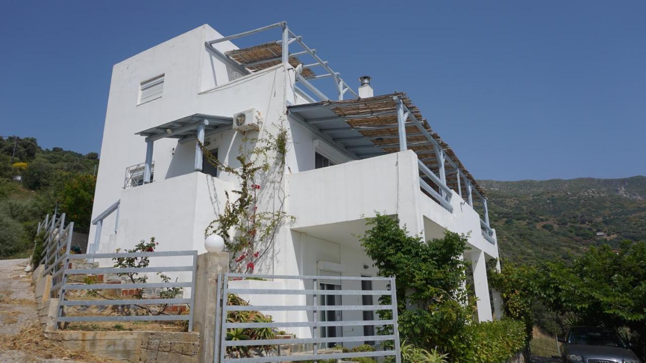 Agnanti Villa Akhladherí Exteriör bild