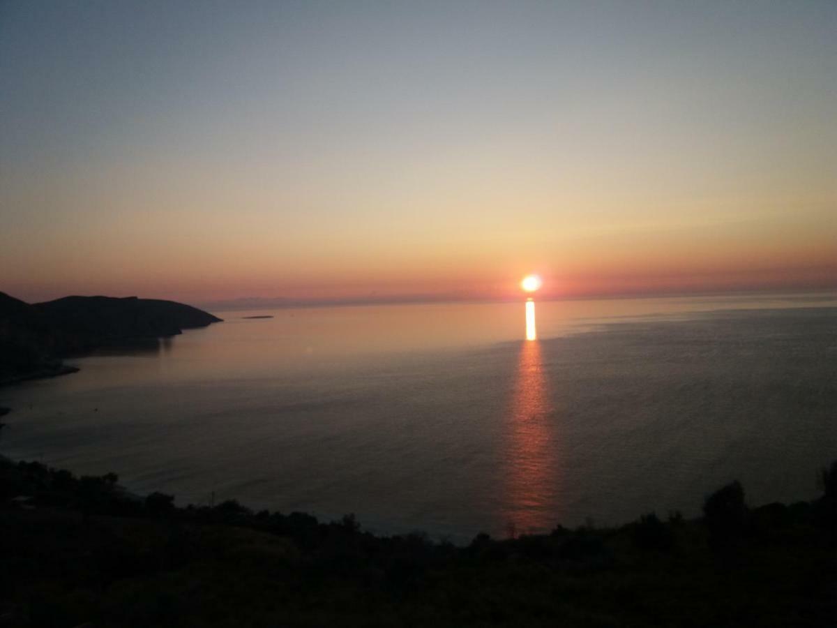 Agnanti Villa Akhladherí Exteriör bild